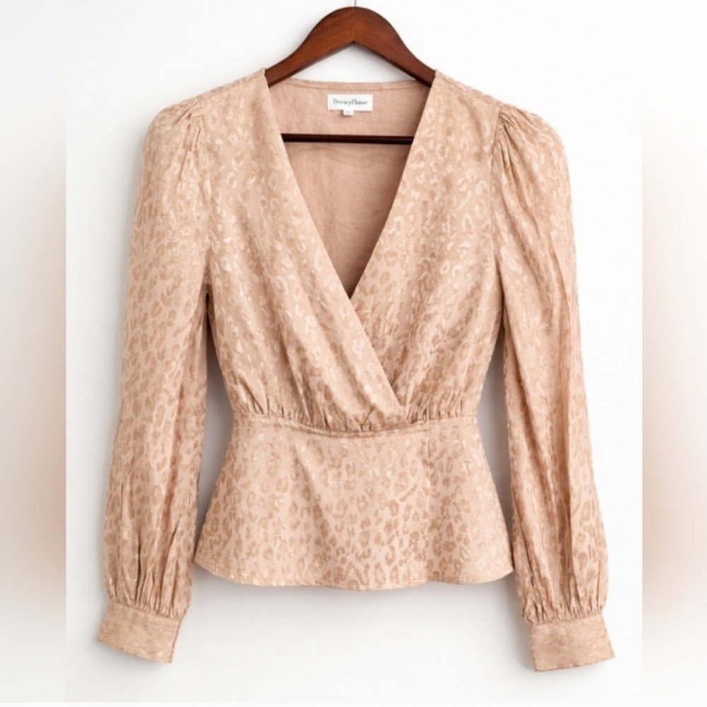 Privacy Please Revolve Isobel Jacquard P Bisness Casual Top in Blush Size XS.